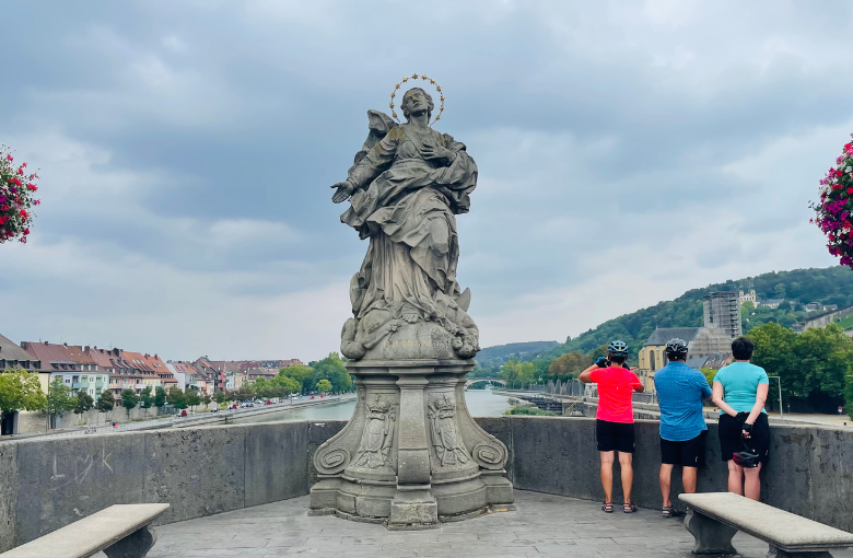 アルテ・マイン橋 (Alte Mainbrücke)の写真